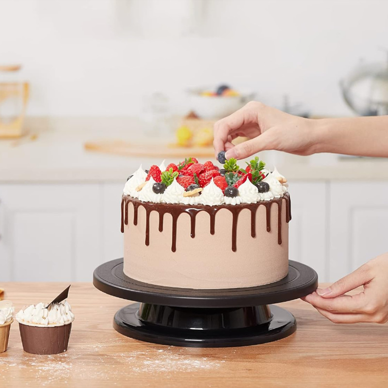 Kit per Decorazione Torte da 6 - Cake Decorating Turntable recensione e prezzo